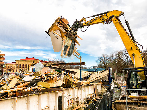 Best Construction Debris Removal  in Jeannette, PA